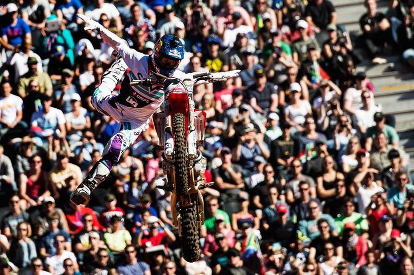 Red Bull X-Fighters: Δεύτερος σταθμός ΑΘΗΝΑ