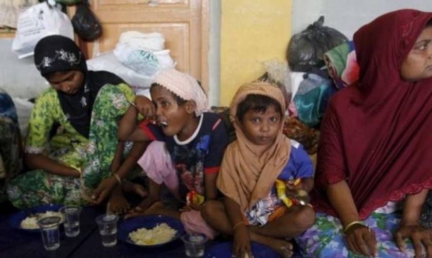Πλοίο με 700 μετανάστες εντοπίστηκε ανοικτά της Μιανμάρ