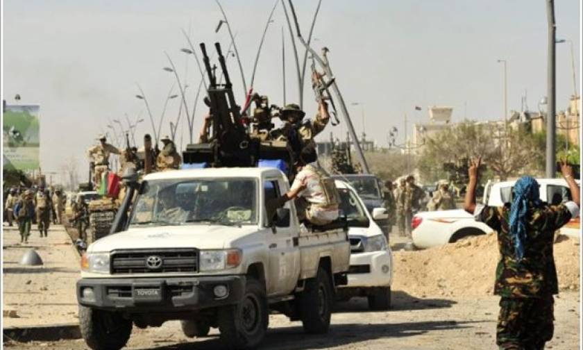 Λιβύη: Το Ισλαμικό Κράτος κατέλαβε το διεθνές αεροδρόμιο της Σύρτης