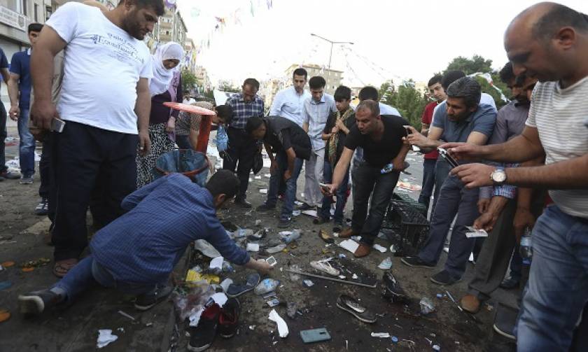 Τουρκία: Φιάλη αερίου γεμάτη ρουλεμάν προκάλεσε την έκρηξη στην προεκλογική συγκέντρωση