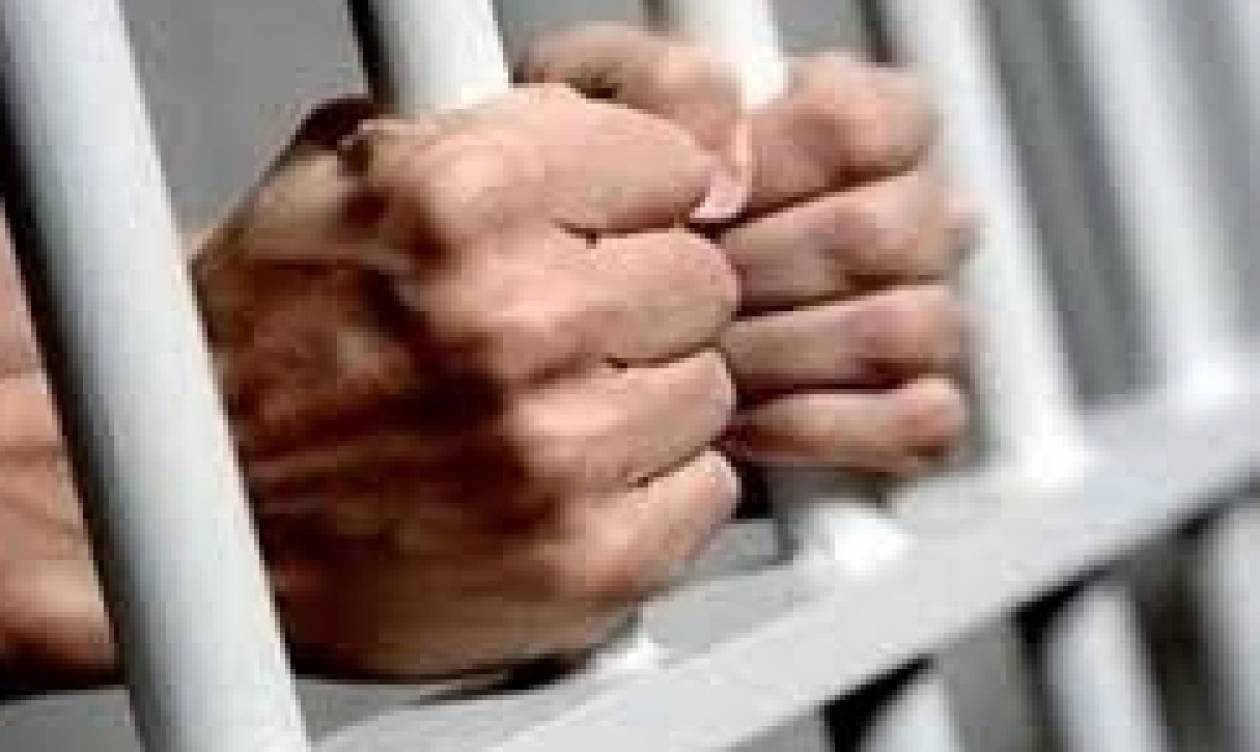 Στο κελί ο πατέρας που κατηγορείται για σεξουαλική κακοποίηση της 13χρονης κόρης του