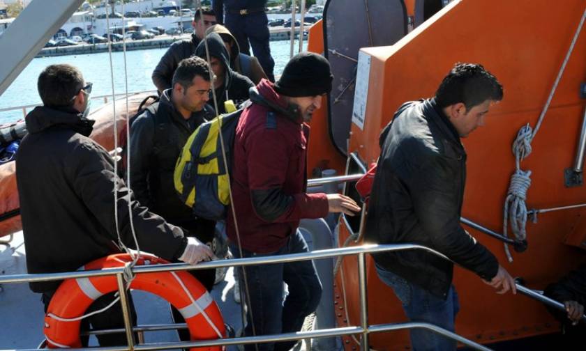 Συλλήψεις παράτυπα εισελθόντων αλλοδαπών σε Μυτιλήνη και σε Χίο – Θάνατος αλλοδαπής στα Χανιά