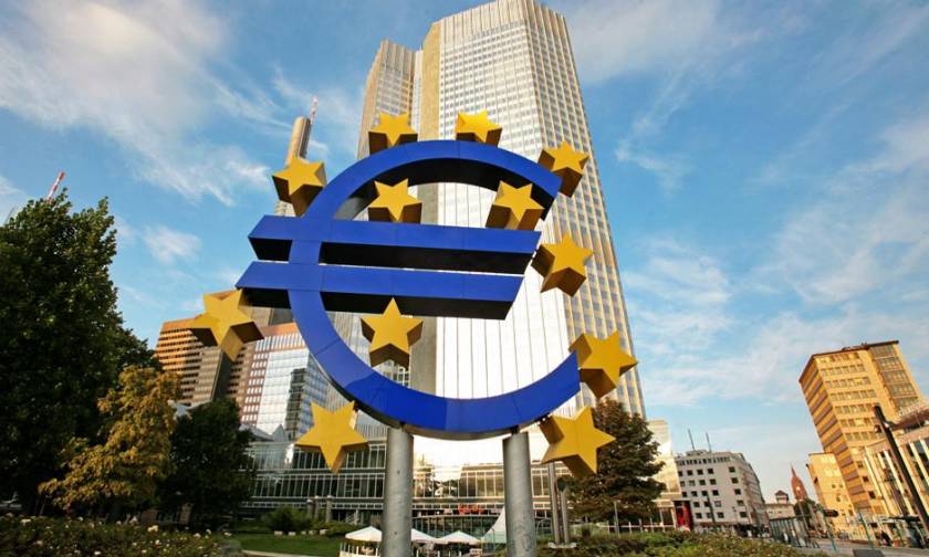 Στέλεχος ΕΚΤ: Το θέμα της αναδιάρθρωσης του ελληνικού χρέους δεν είναι ταμπού