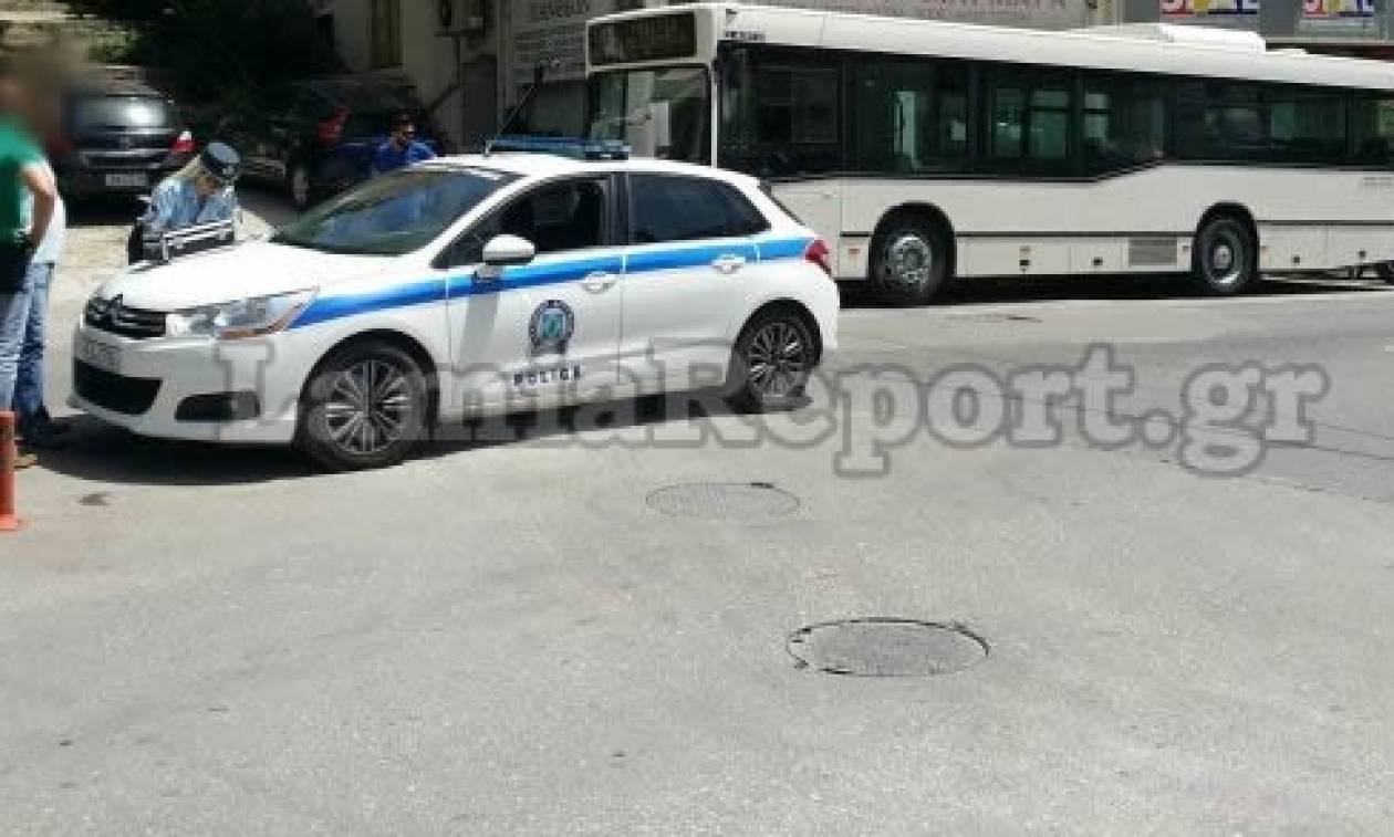 Λαμία: Αστικό λεωφορείο παρέσυρε πεζό (photos)