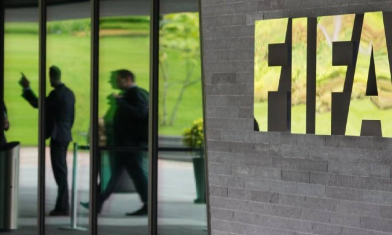Σκάνδαλο FIFA: Οι ελβετικές τράπεζες «δείχνουν» νέες αποκαλύψεις