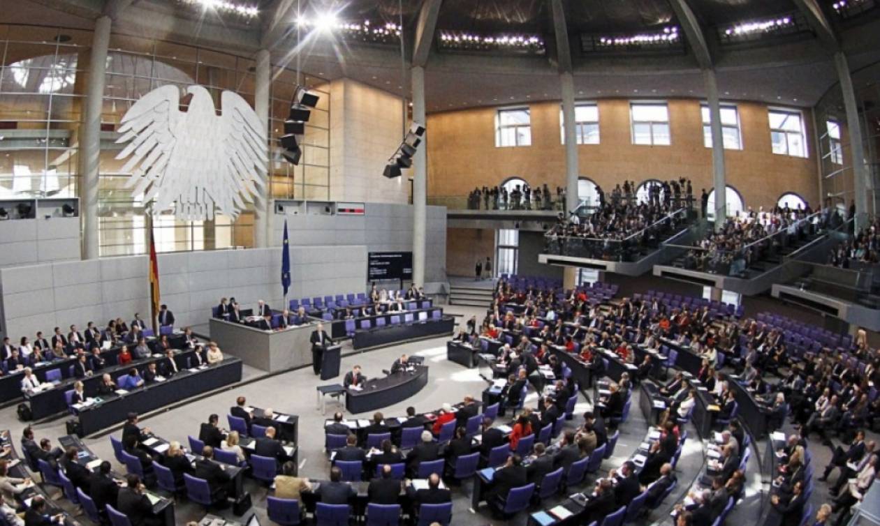 Die Welt: Επιστολή του γερμανικού ΥΠΟΙΚ προς Μπούντεσταγκ για το ελληνικό πρόγραμμα