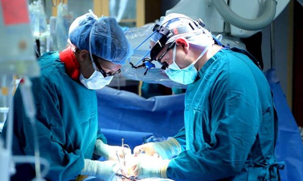 Γαλλία: Γιατροί τοποθέτησαν κεραμικό στέρνο σε καρκινοπαθή