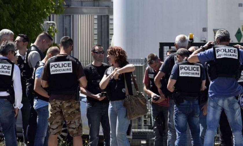 Παγκόσμιο σοκ από το μπαράζ τρομοκρατικών επιθέσεων σε Γαλλία, Τυνησία και Κουβέιτ (videos+photos)
