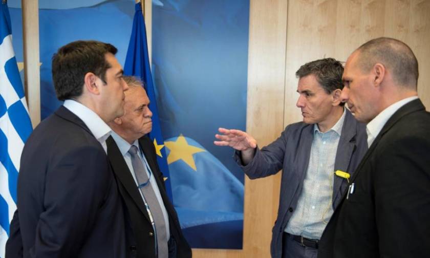 Eurogroup - Μετά τη συνεδρίαση η συνάντηση Δραγασάκη - Τσακαλώτου με Ντράγκι