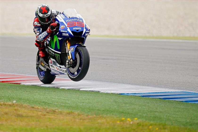 MotoGP Grand Prix Ολλανδίας: Δραματικός αγώνας με νικητή τον Rossi (photos)