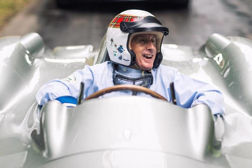 Ο Sir Jackie Stewart οδήγησε δύο μονοθέσια στο FoS