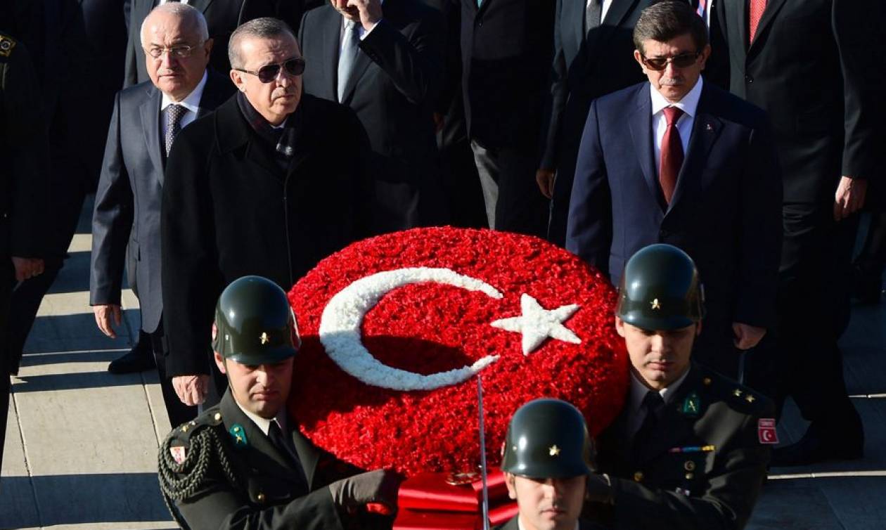 Η Τουρκία σχεδιάζει να εισβάλει στη Συρία