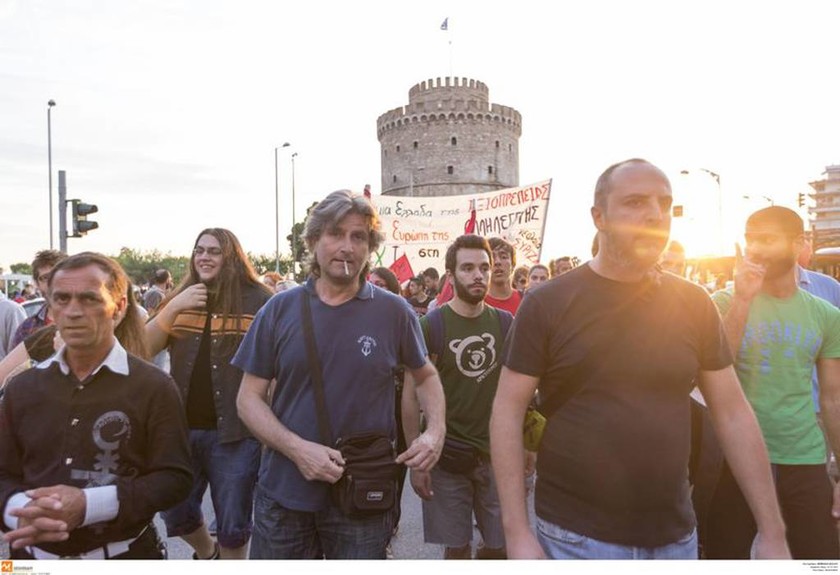 Συλλαλητήριο υπέρ του «όχι» στο κέντρο της Θεσσαλονίκης