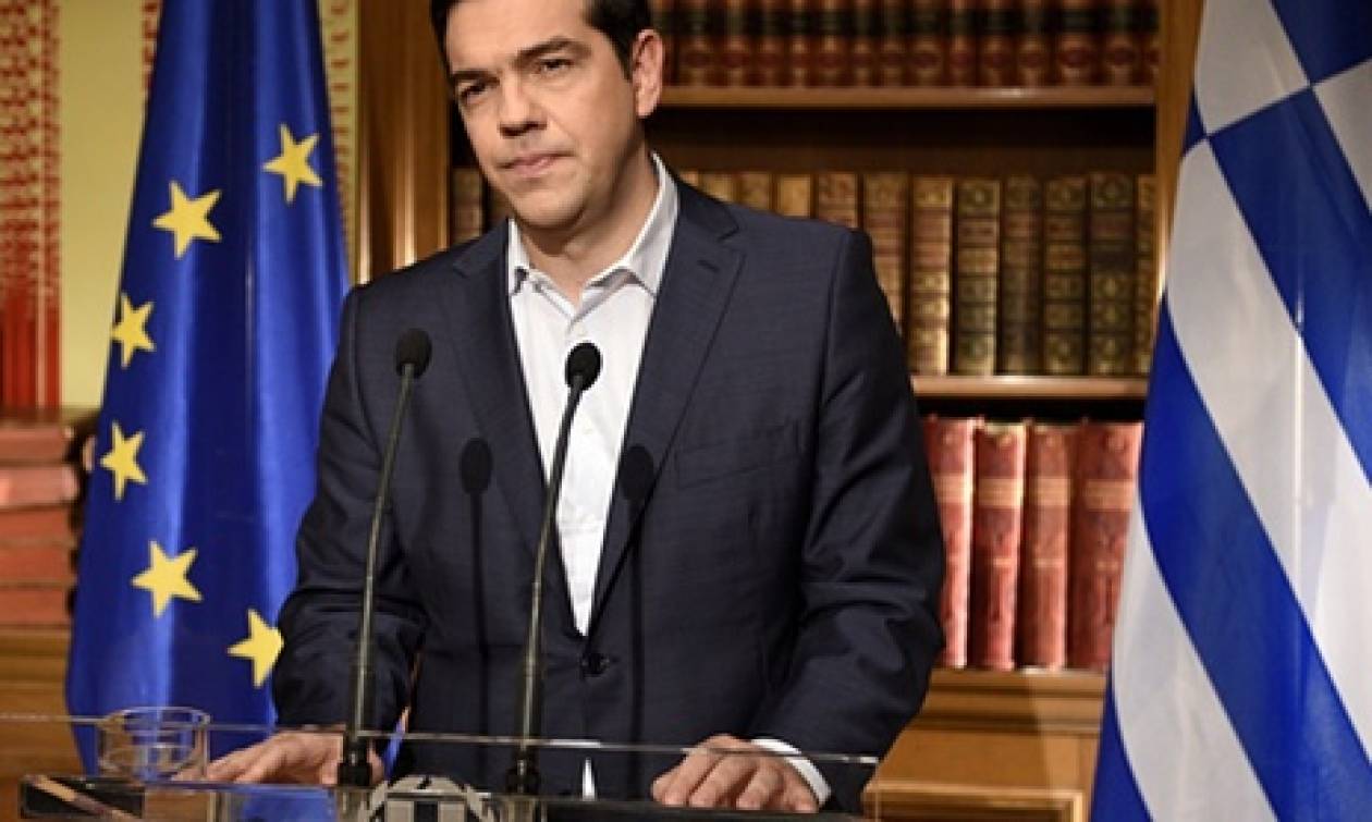 Δημοψήφισμα 2015 - Guardian: Οι Ευρωπαίοι προκαλούν διχασμό στην Ελλάδα