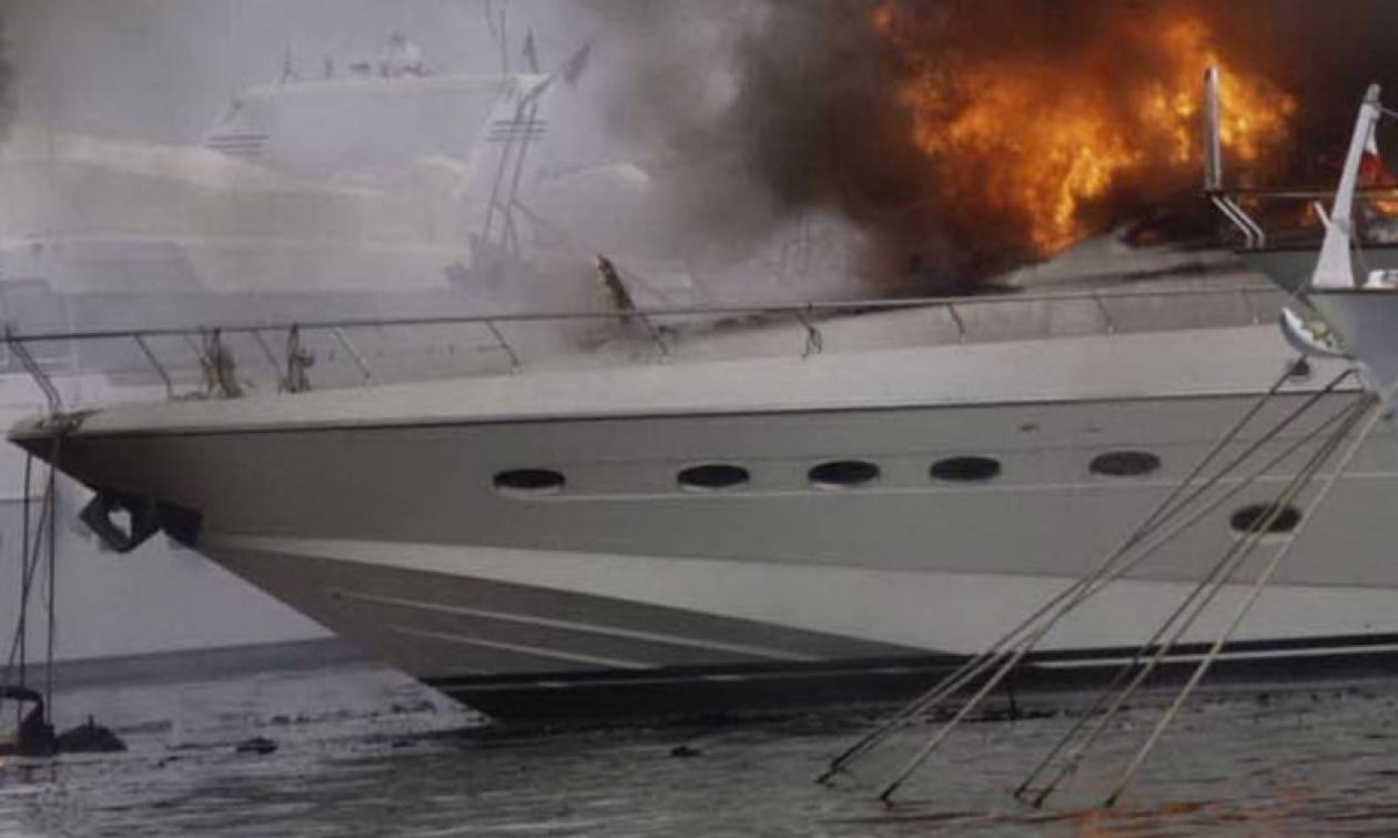 Βυθίστηκε θαλαμηγός στη Ζέα μετά από εκδήλωση πυρκαγιάς