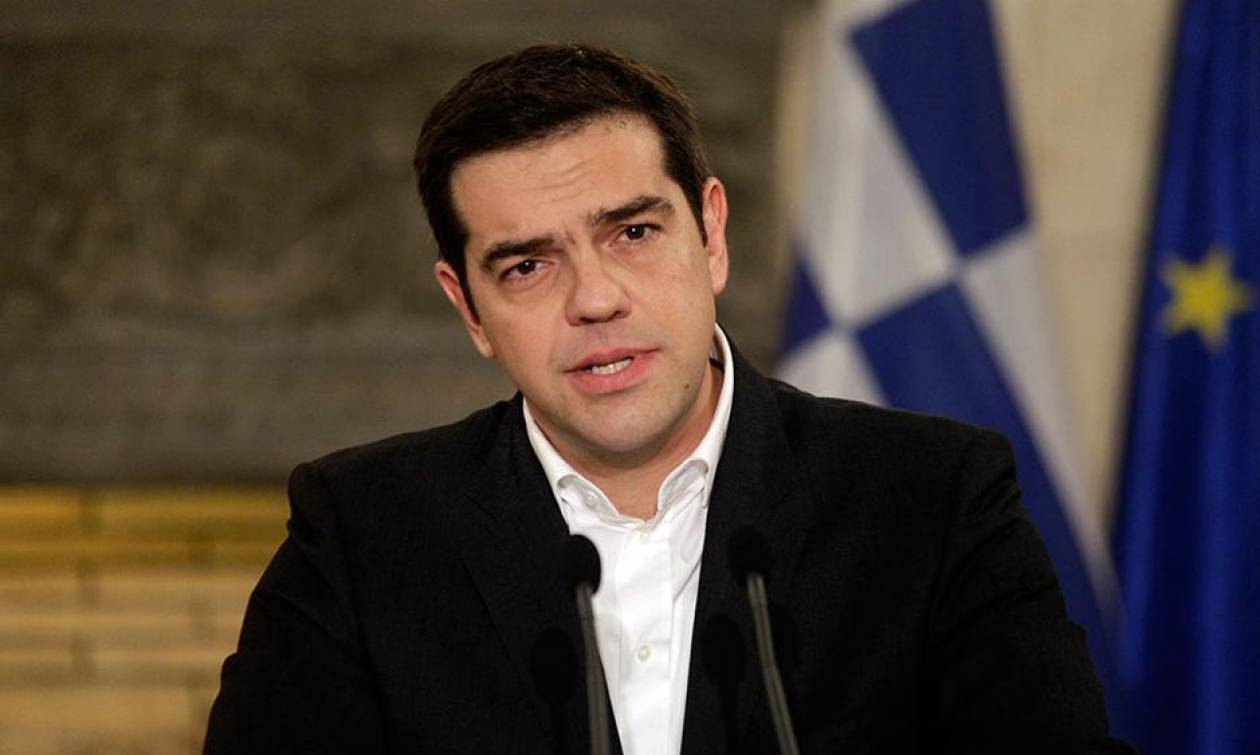 Δημοψήφισμα 2015 - Ψηφίζει σε λίγη ώρα ο Αλέξης Τσίπρας
