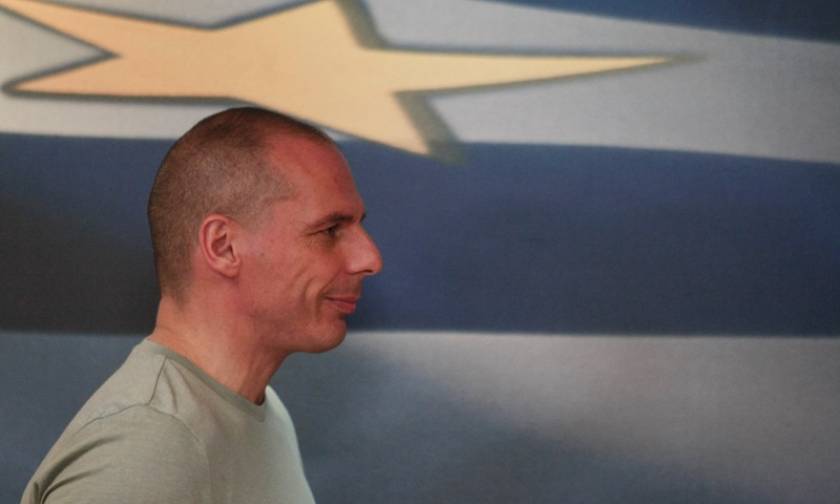 Yanis Varoufakis, Greek finance minister, announces resignation after 'No' vote triumph