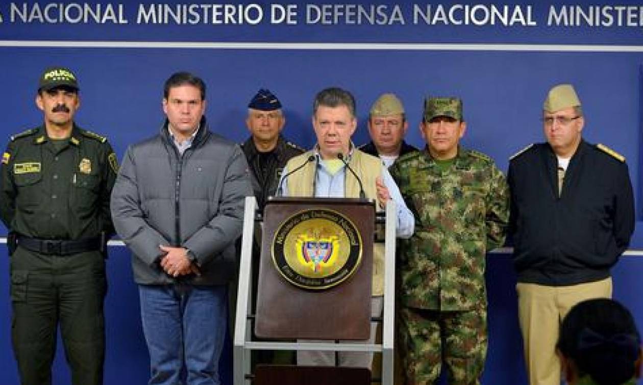 Κολομβία: Ο Σάντος «ξήλωσε» την ηγεσία των ενόπλων δυνάμεων