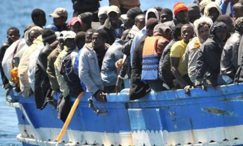 Ιταλία: Περισσότεροι από 800 μετανάστες διασώθηκαν - 12 νεκροί