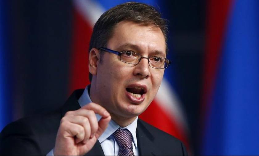 Επίθεση με πέτρες δέχθηκε ο πρωθυπουργός της Σερβίας (vid)