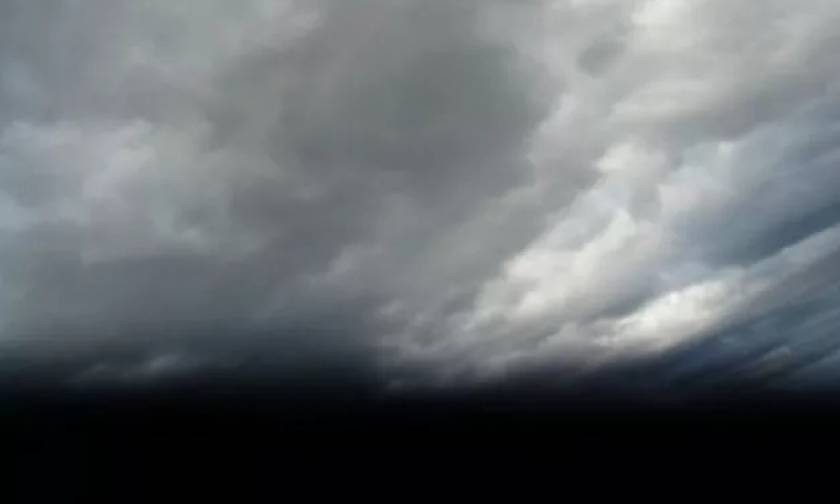Εντυπωσιακό βίντεο: Το ξεκίνημα μιας βίαιης τοπικής καταιγίδας!