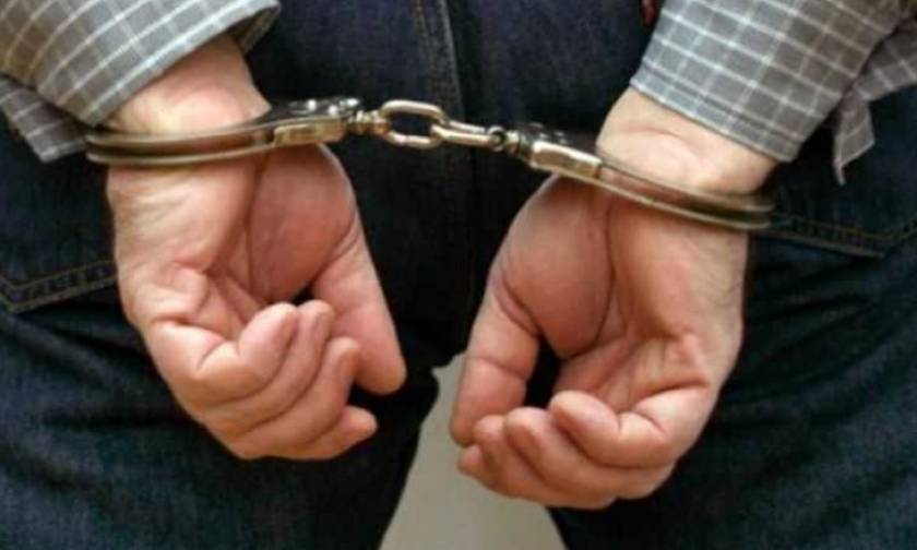 Ρέθυμνο: Συνελήφθη 55χρονος που έκλεβε δωμάτια ξενοδοχείων και τουρίστες