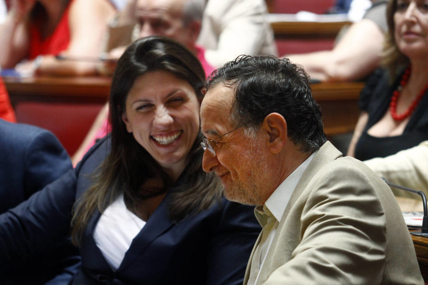 Βουλή: Το φιλί Τσίπρα - Κωνσταντοπούλου καρέ – καρέ (pics)