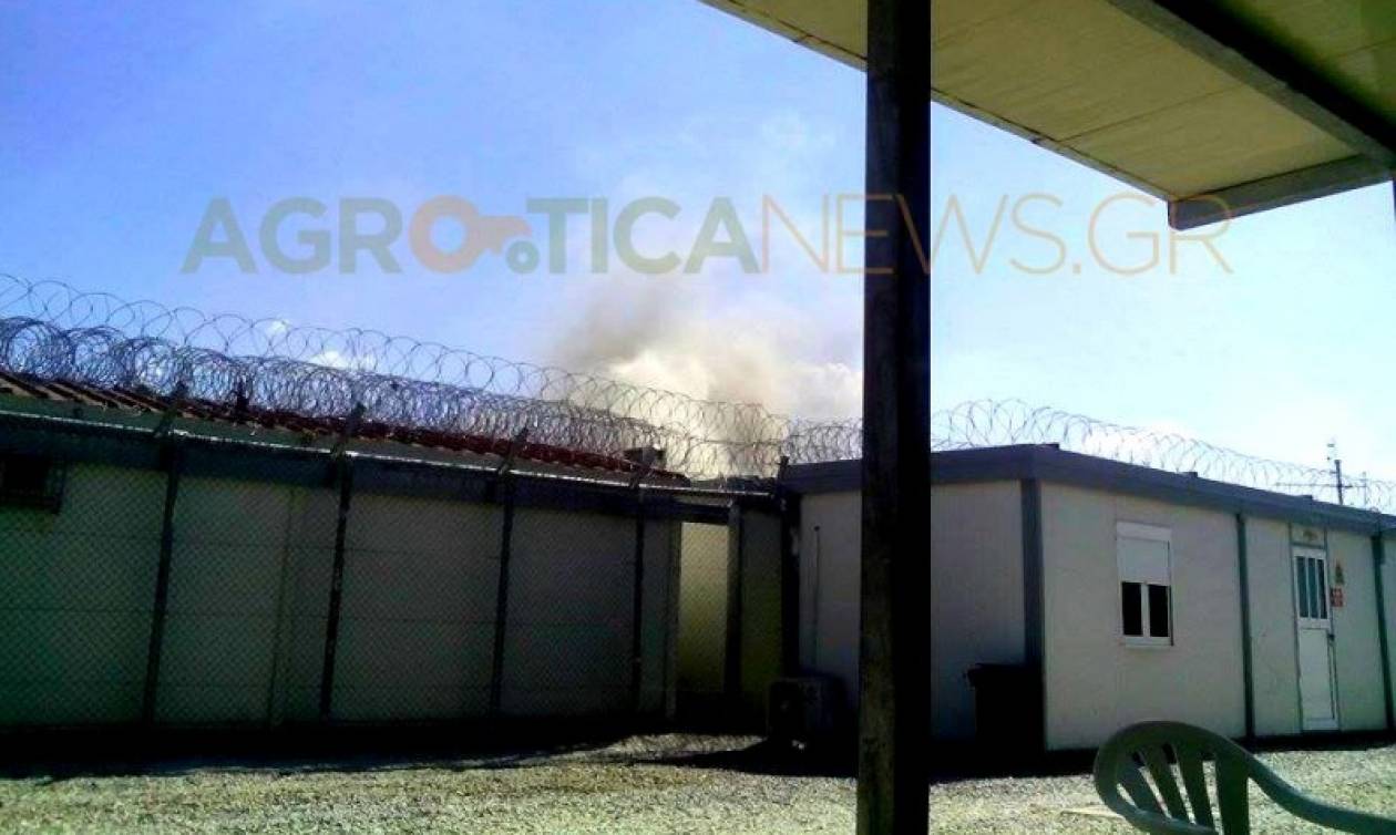Φωτιά σε κοντέινερ στο κέντρο φιλοξενίας μεταναστών της Αμυγδαλέζας