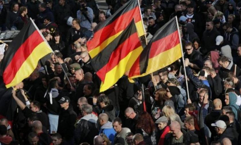Διχασμένοι οι Γερμανοί για το ελληνικό πρόγραμμα στήριξης