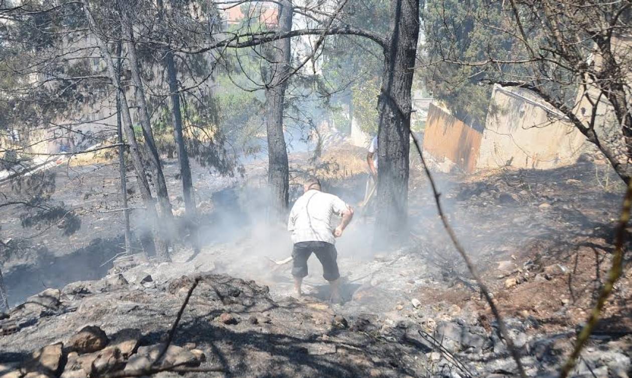 Πυρκαγιές - Δήμαρχος Ηλιούπολης: Πρόκειται για εμπρησμό - Άκουσα τουλάχιστον 3 εκρήξεις