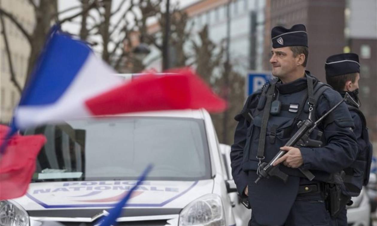 Φρίκη στη Γαλλία: 29χρονος έσφαξε με 131 μαχαιριές τη μητέρα του