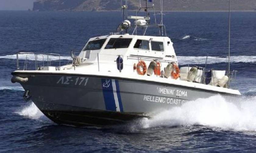 Χίος: Κρουαζιερόπλοιο συγκρούστηκε με σκάφος του Λιμενικού!