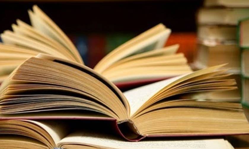 Δημόσια δωρεάν ανταλλακτική βιβλιοθήκη στη Γλυφάδα