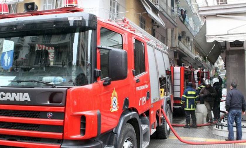 Συναγερμός στην Πυροσβεστική: Πυρκαγιά σε διαμέρισμα στο κέντρο του Πειραιά