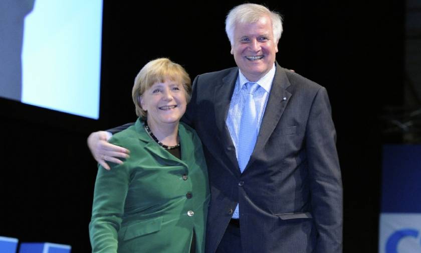 Ζεεχόφερ: Εφικτή η απόλυτη πλειοψηφία CDU/CSU υπό τη Μέρκελ στις επόμενες εκλογές