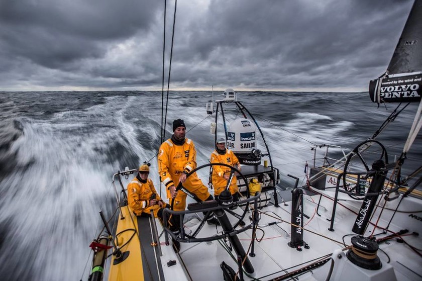 Volvo: Αυλαία με ρεκόρ για το Ocean Race 2014-15 (photos)