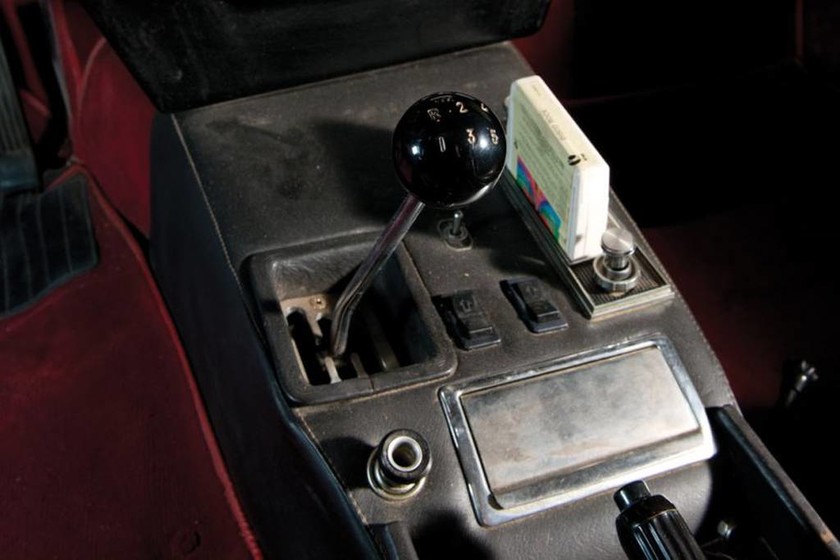 Κλασσικό Αυτοκίνητο: Ferrari 365 GTB / 4 Daytona ένας ξαφνικός έρωτας (photos)
