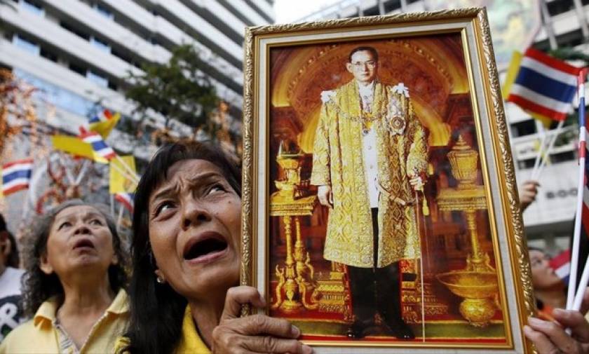 Ταϊλάνδη: Κάθειρξη 30 ετών για «εξύβριση» της βασιλικής οικογένειας μέσω Facebook