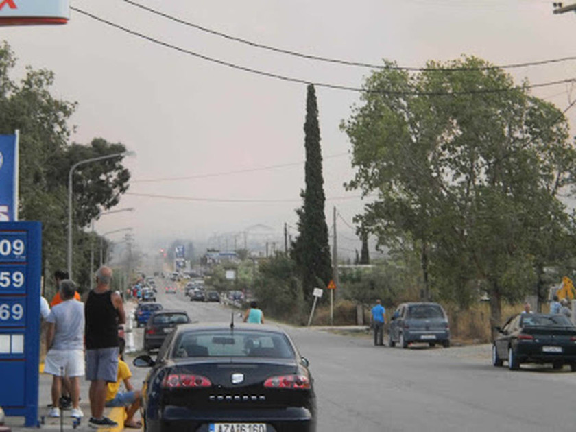 Μεγάλη πυρκαγιά στην Αιτωλοακαρνανία - Απειλούνται σπίτια στην Πάλαιρο (photos)