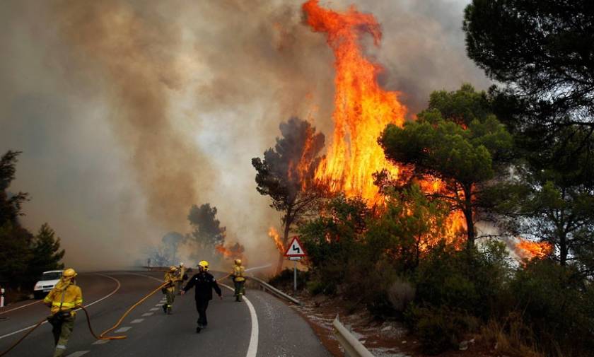 Υπό έλεγχο η μεγάλη πυρκαγιά στην Ισπανία