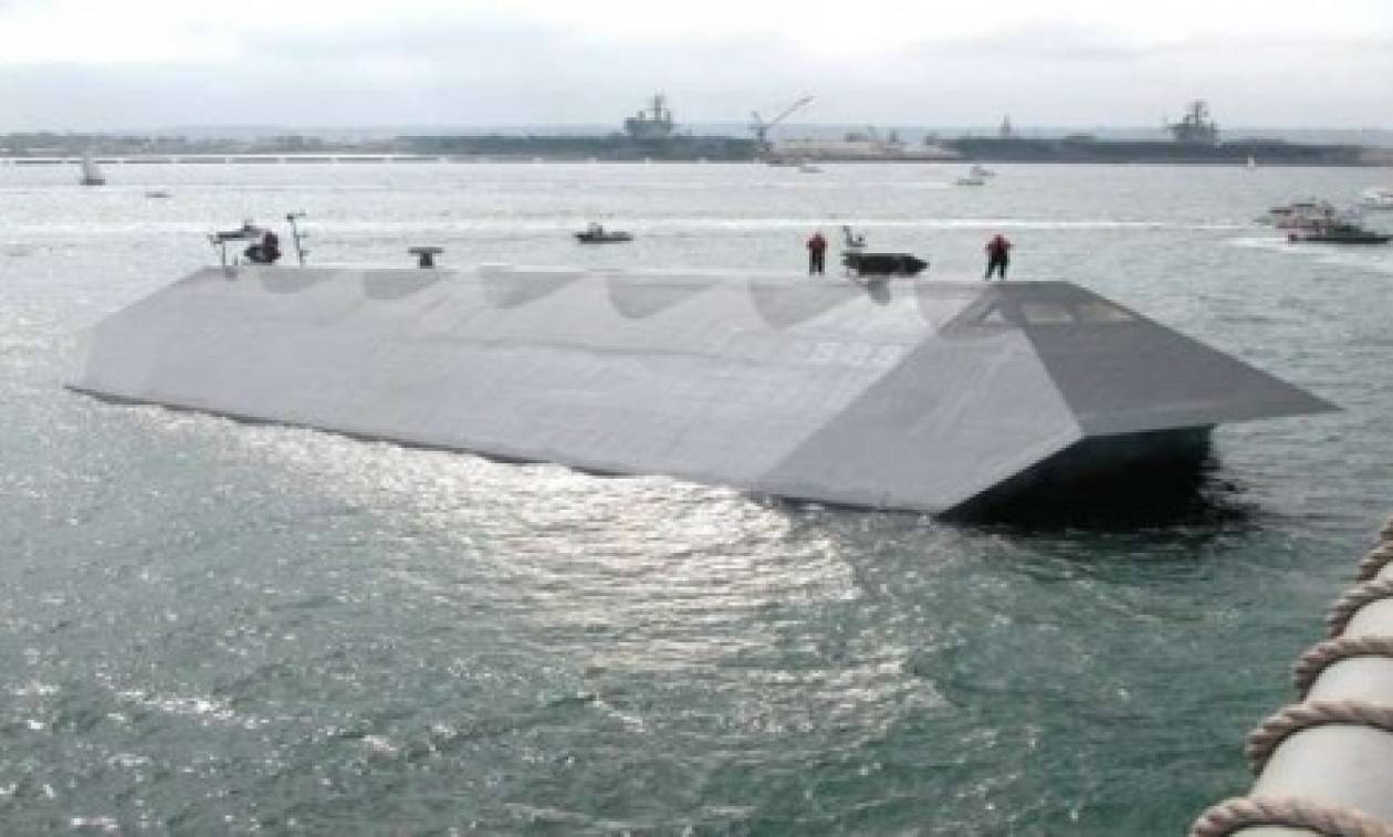 To «αόρατο» πολεμικό πλοίο των ΗΠΑ (video)