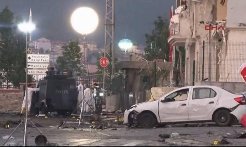 Τρόμος στην Τουρκία: Μπαράζ επιθέσεων στην Κωνσταντινούπολη με εννέα νεκρούς (videos)
