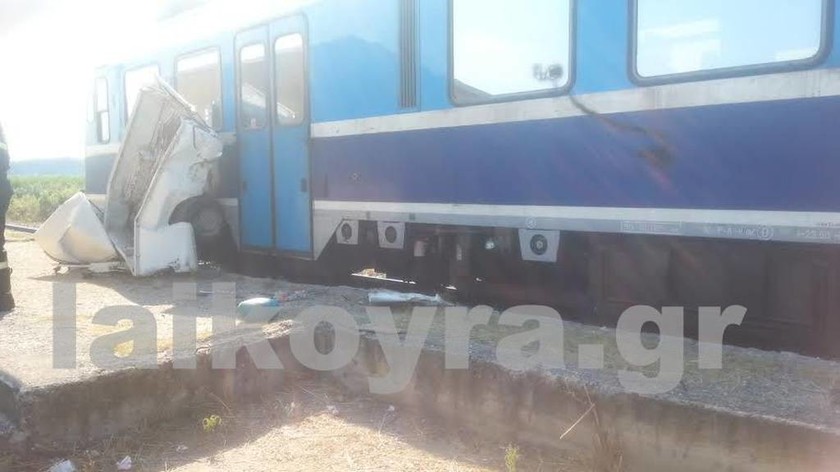 Τραγωδία στην Ημαθία που οδηγό αυτοκινήτου που παρασύρθηκε από τρένο (pics-vid)