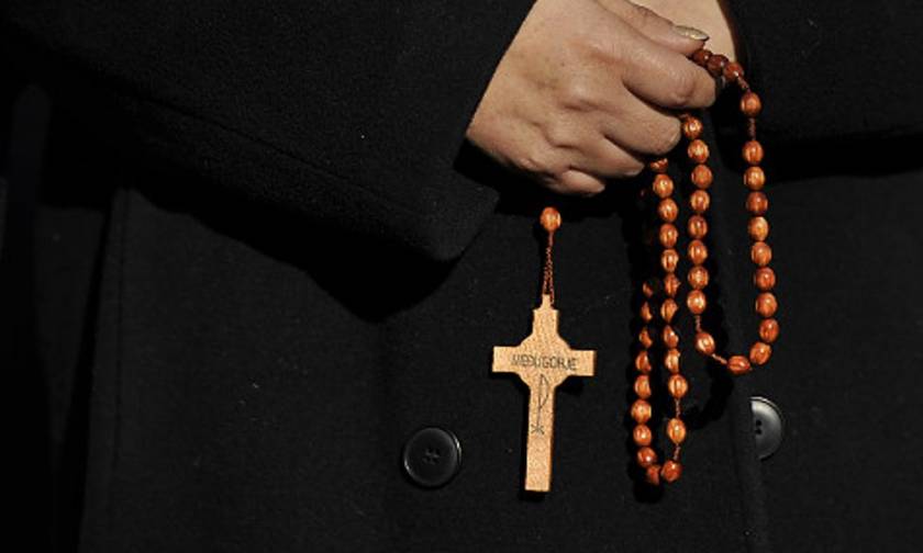 Λάρισα: Θύμα απάτης ιερέας- Πώς έχασε χρήματα από «κούρεμα καταθέσεων»