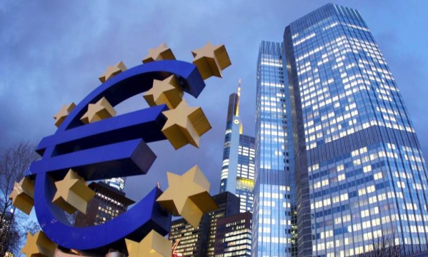 Reuters: Μείωση του ELA για τις ελληνικές τράπεζες αποφάσισε η ΕΚΤ