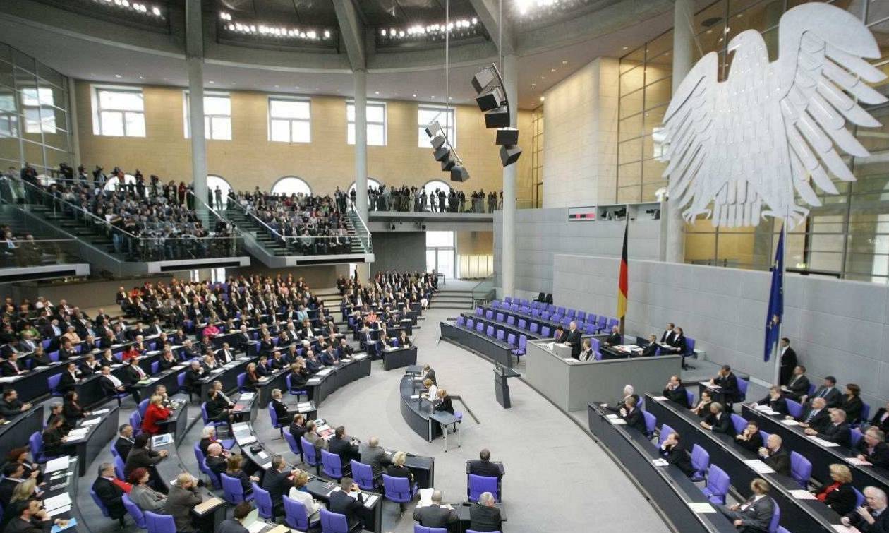 Υπερψηφίστηκε από την Bundestag το ελληνικό πρόγραμμα βοήθειας