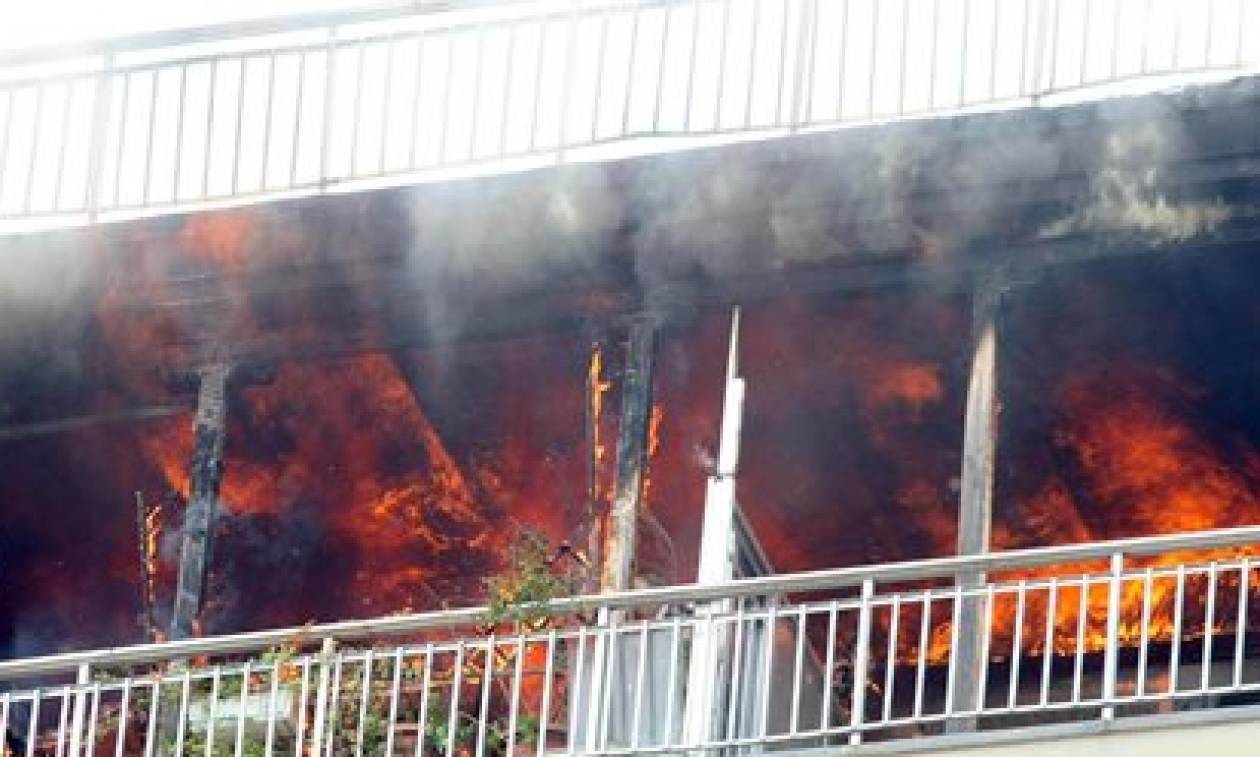 Ηράκλειο: Σημαντικές υλικές ζημιές από πυρκαγιά σε διαμέρισμα