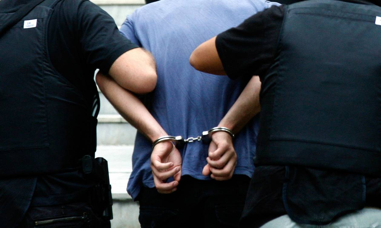 Καλαμάτα: Συνελήφθησαν δύο άτομα για ναρκωτικά