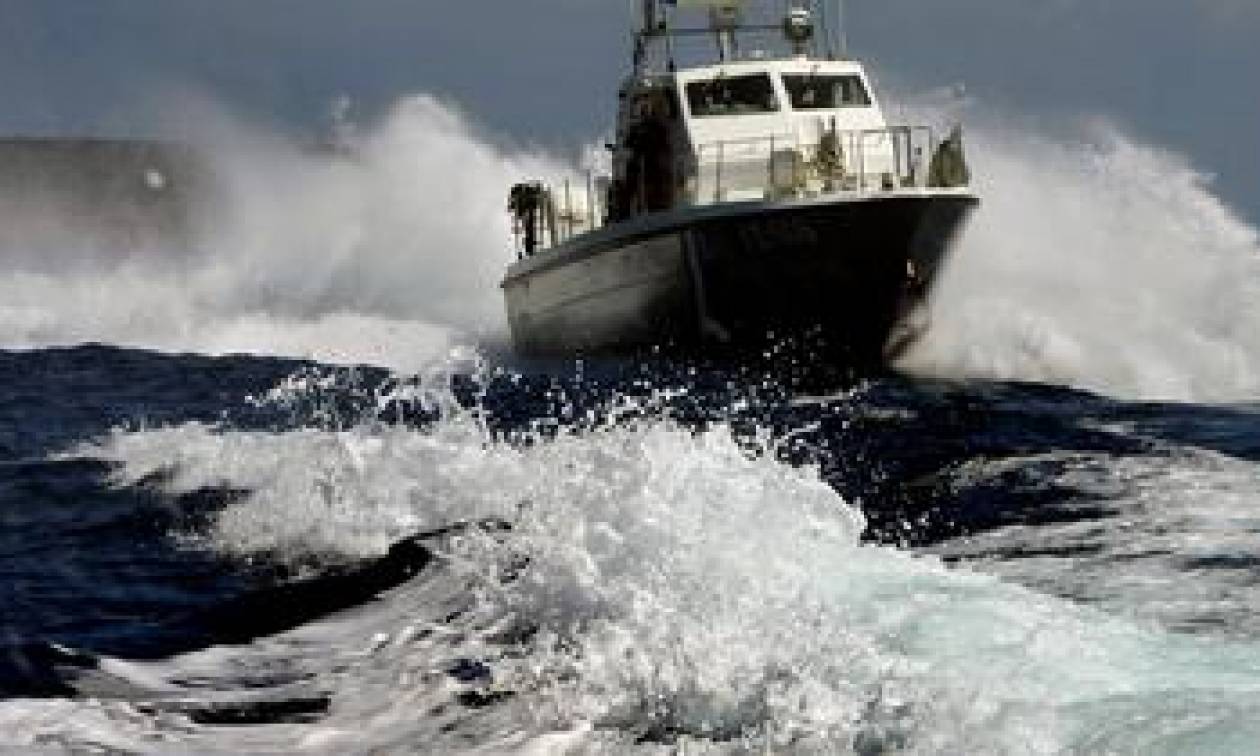 Ηράκλειο: Ρυμουλκήθηκε στο λιμάνι της Ιεράπετρας το ιστιοφόρο που εκπέμψει σήμα κινδύνου