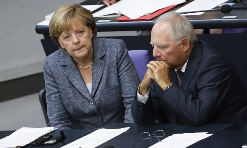 Die Zeit: Η Γερμανία θα αναγκαστεί να συμφωνήσει στην απομείωση του ελληνικού χρέους